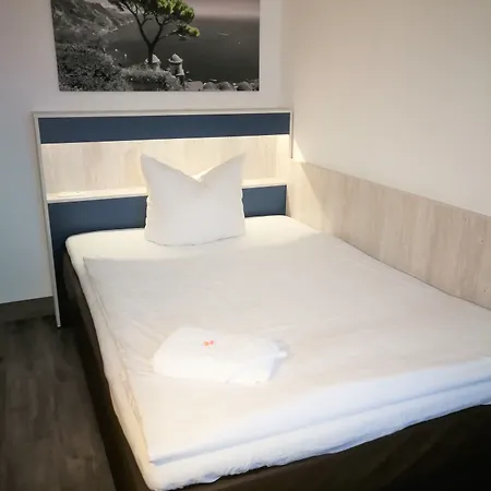 Near By Hotel Laatzen