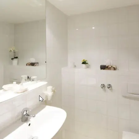 Hotel Near By Laatzen