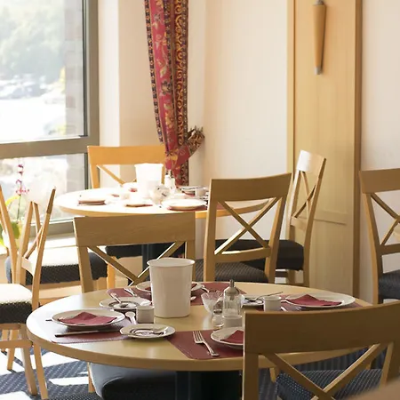 Near By Hotel Laatzen